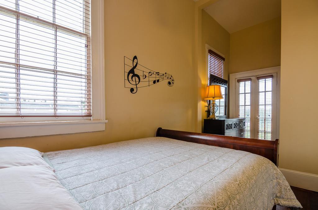The Atlas House Hostel New Orleans Room photo