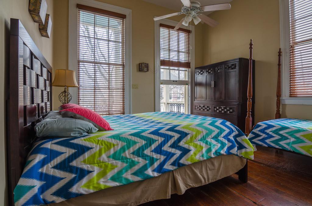 The Atlas House Hostel New Orleans Room photo