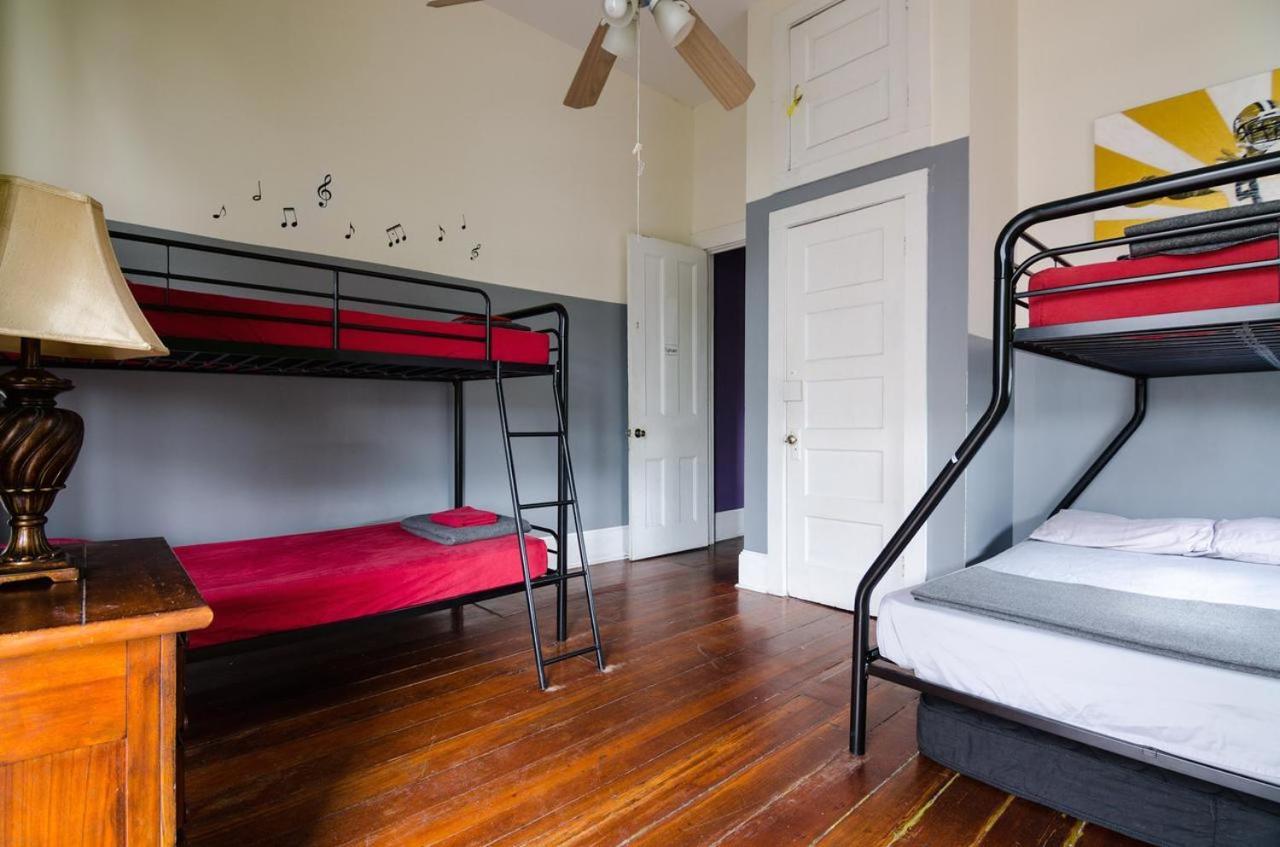 The Atlas House Hostel New Orleans Exterior photo